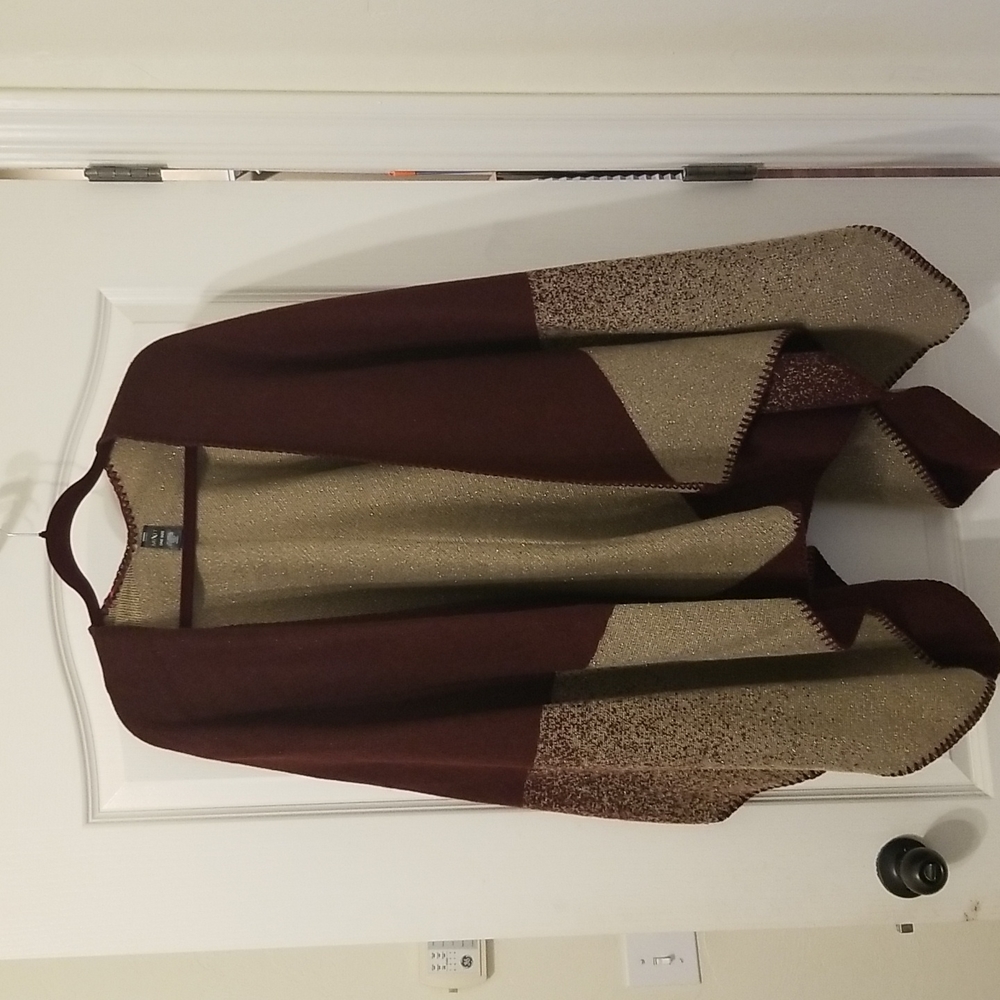 Mix it Maroon and Gold Shawl